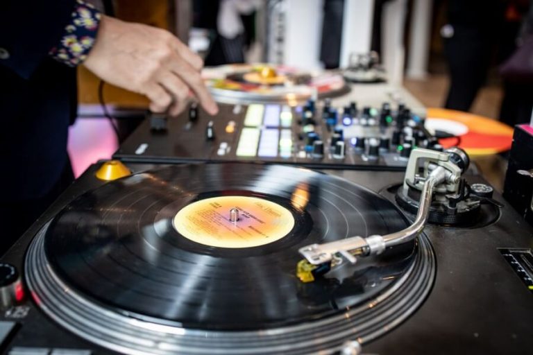 DiegoandLiza0031 2 768x512