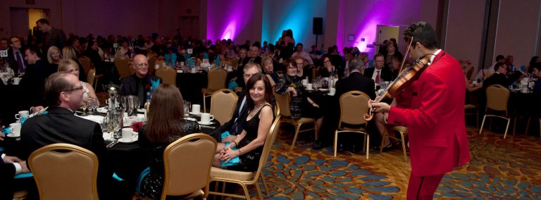 g pinto violinist toronto 008 full size 768x284