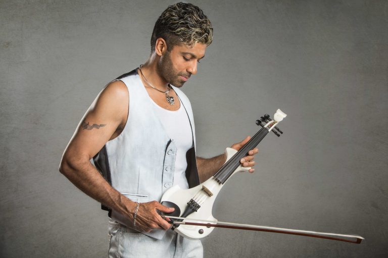 g pinto violinist toronto 012 full size 768x512