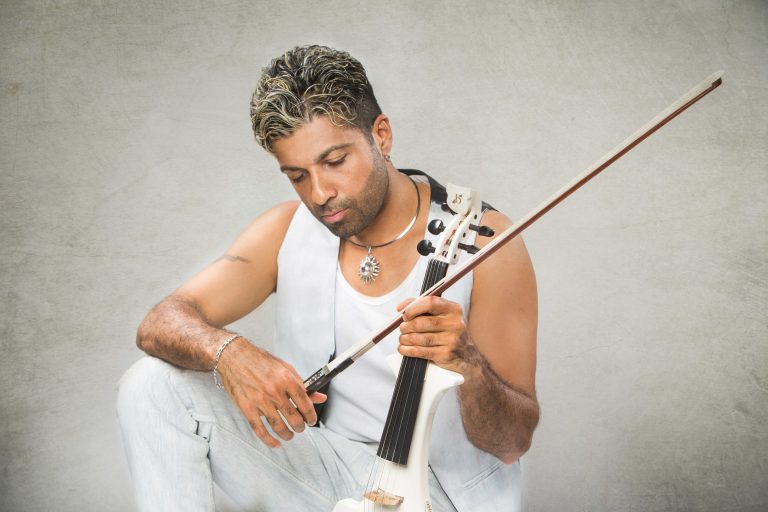 g pinto violinist toronto 013 full size 768x512