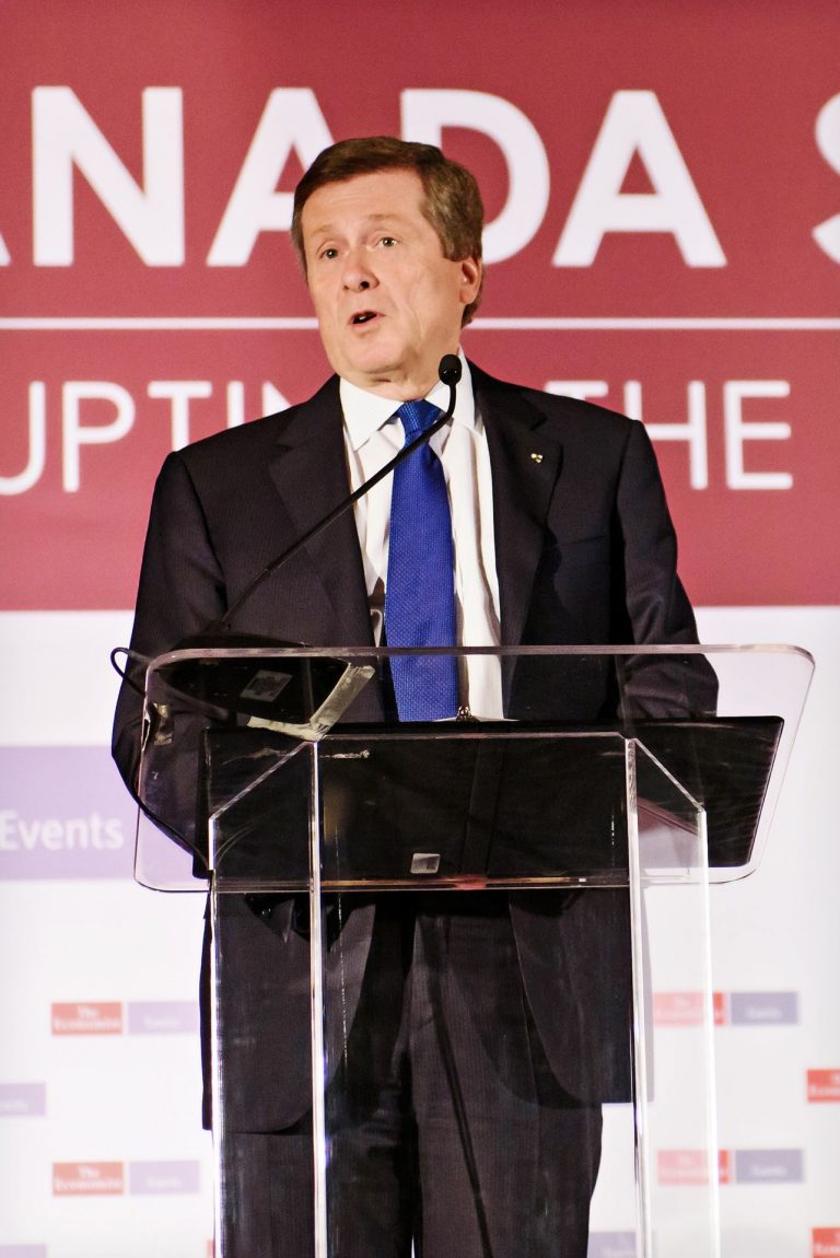 livingface photography toronto 036 full size 768x1150