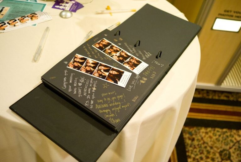 snapz photo booth toronto 012 full size 768x517