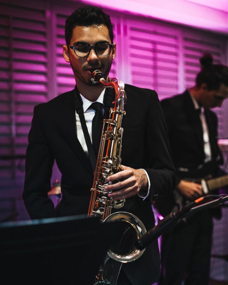 yours truly live music toronto 004 full size 768x960