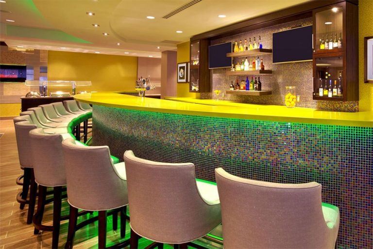 Crowne Plaza Kitchener Waterloo 2 768x513