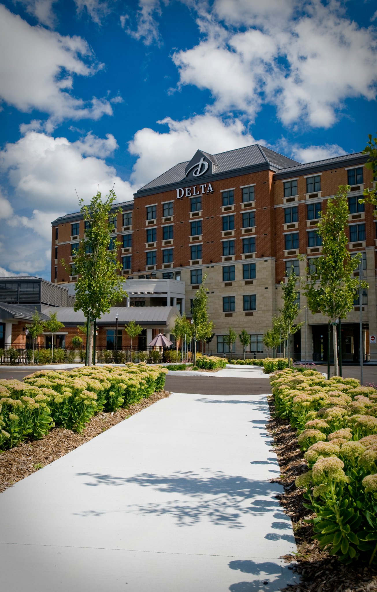 Delta Guelph Hotel and Conference Centre logo