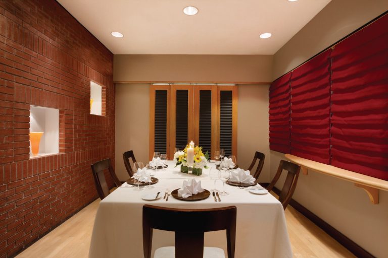 DoubleTree by Hilton Toronto Downtown 5 768x512
