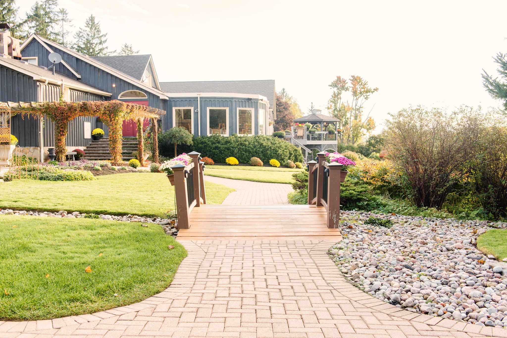 Oakview Terrace Reception Centre logo