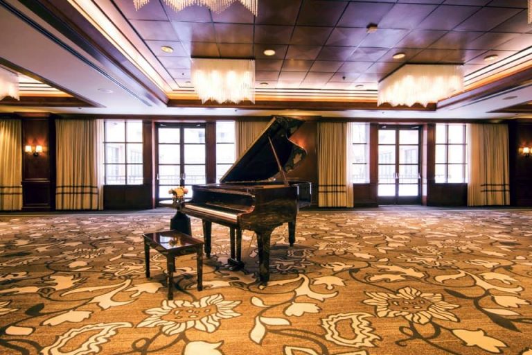 The Yorkville Royal Sonesta Hotel 2 768x512