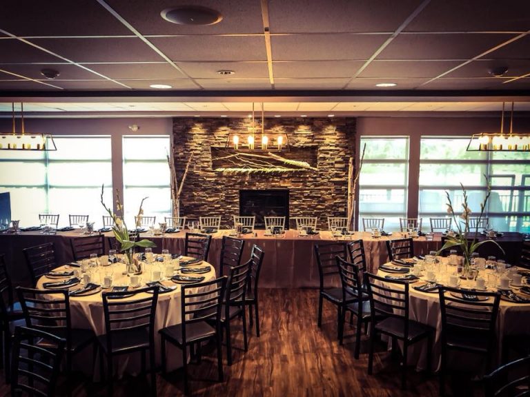 ALE Amberwood Lounge Eatery 7 768x576