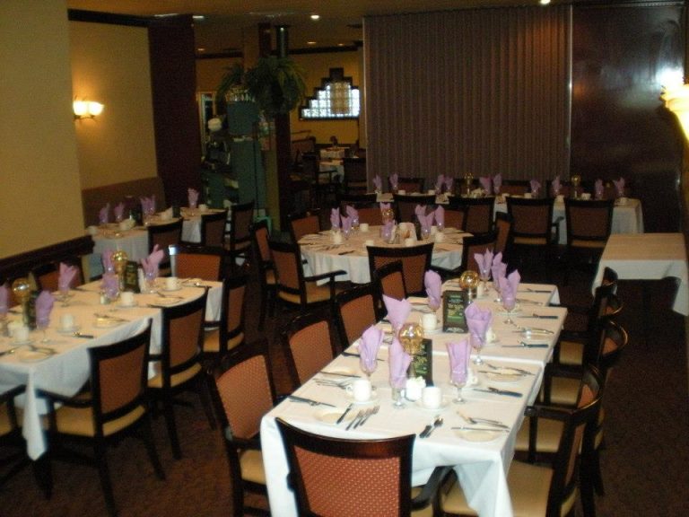Canadiana Restaurant and Banquet Hall 3 768x576