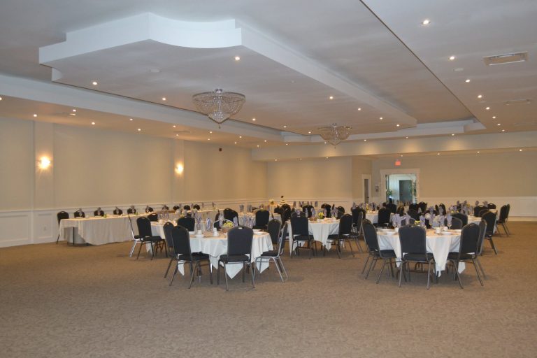 Portuguese Canadian Club of Strathroy 9 768x512