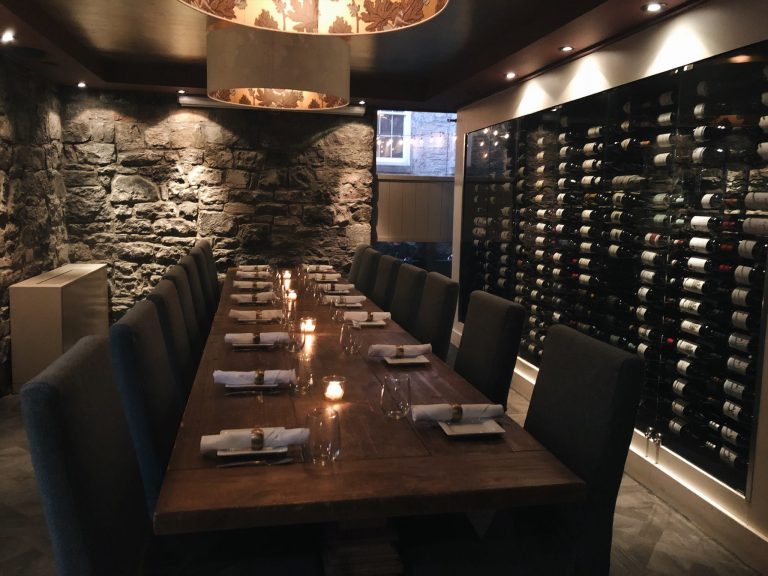 SOCIAL Restaurant 2 768x576