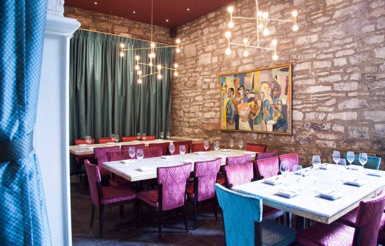 SOCIAL Restaurant 8 768x492