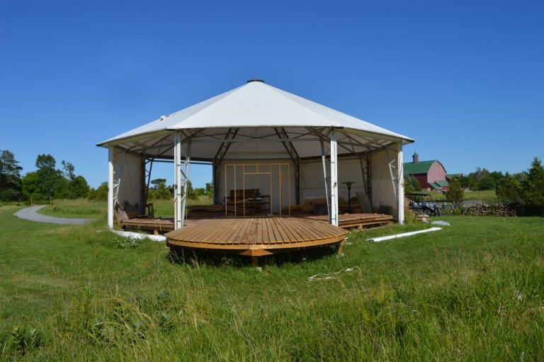 The Eddie Hotel Farm 8 768x511