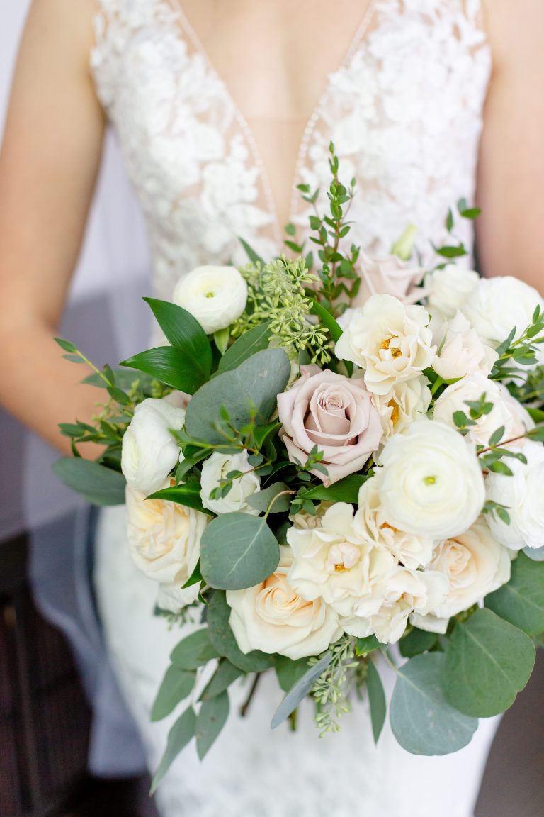 Mandy Jason Windermere Manor Wedding bride holding flowers 768x1152