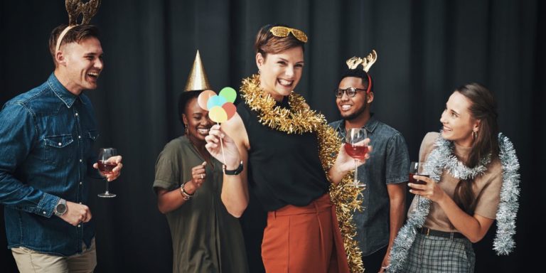 Holiday Photobooth 768x384