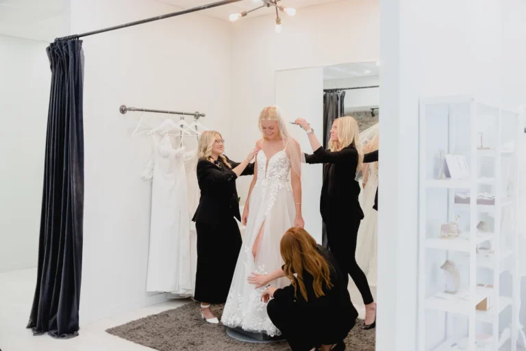 RunwayBridal Branding 290 768x513