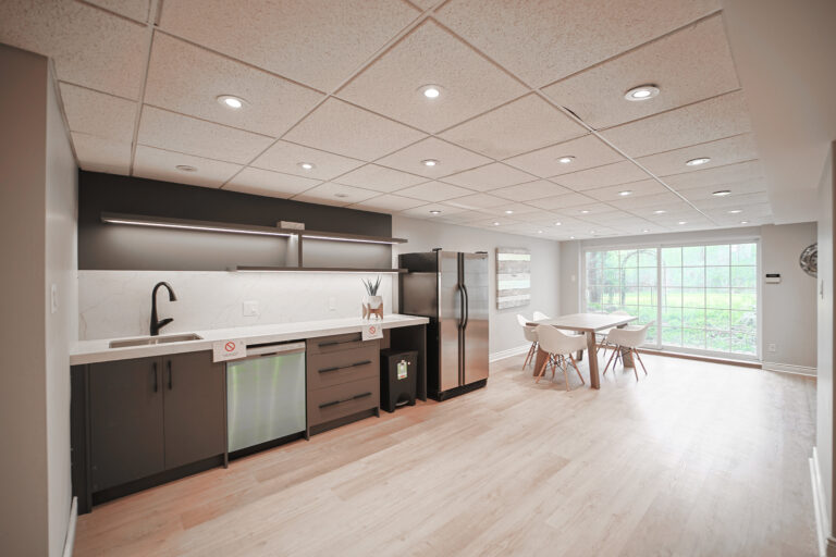 053 img 9636 462 768x512