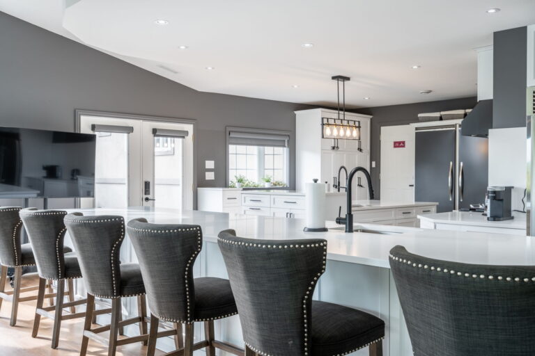 4 web or mls 04 Paige Atthill 3999 Locust Ln Lincoln 768x512