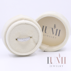Diamond wedding ring