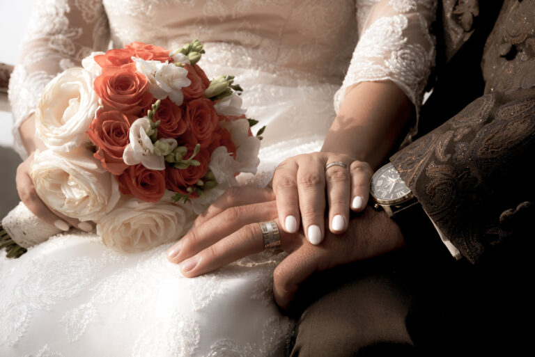 nn popa photography wedding photographer rings bouquet detail 02 768x513