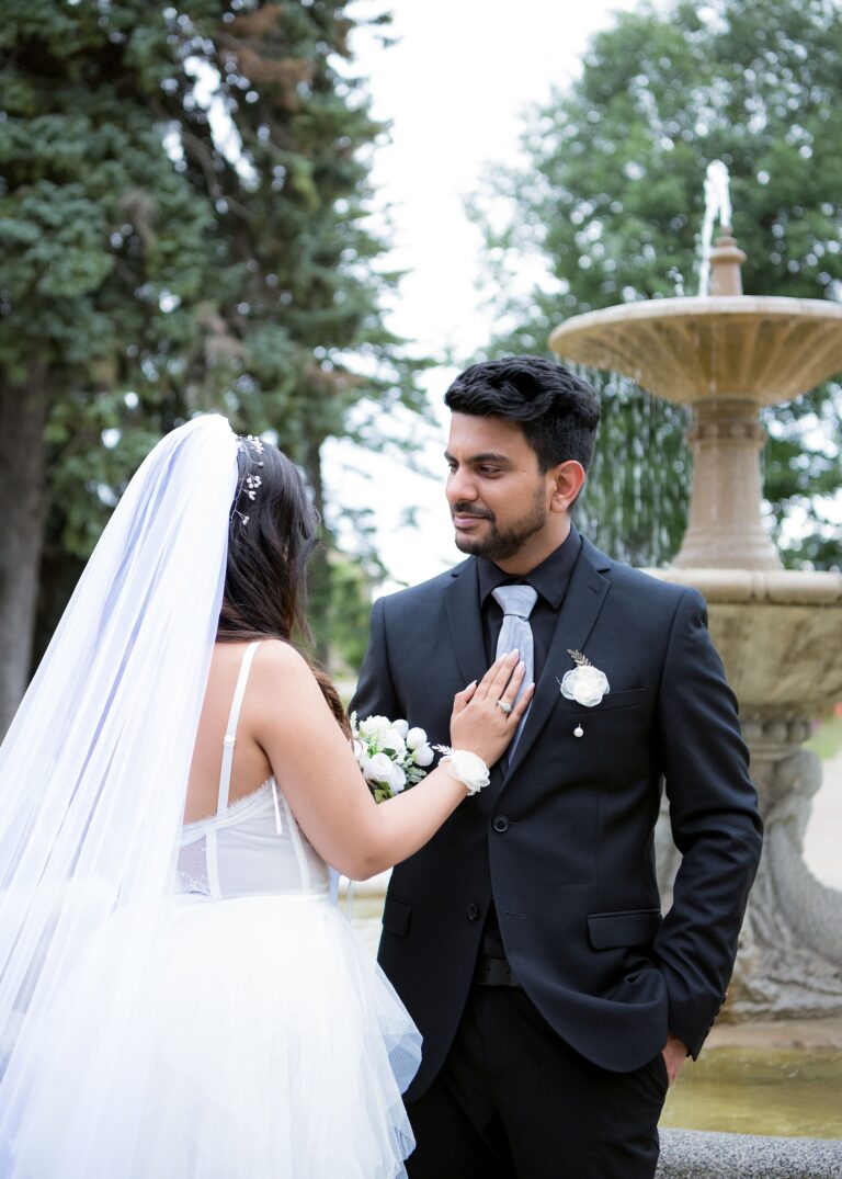 outdoor bride groom portrait fountain kitchener rockway gardens nn popa photography 768x1075